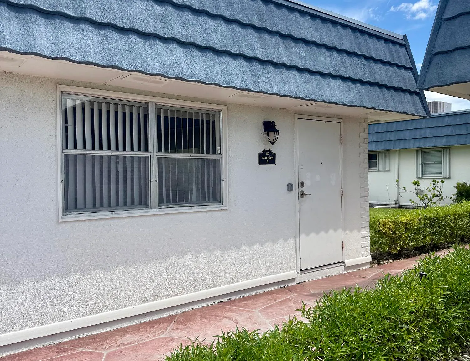 1 bed, 1.5 bath, 720 sqft, $1,490 — Photo 3