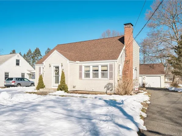 12 Grove Road, Cromwell, CT 06416