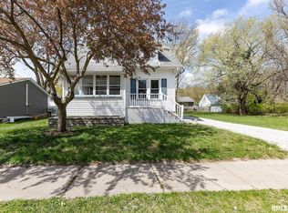 2119 44th St, Moline, IL 61265