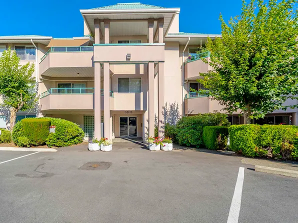 33175 Old Yale Rd #221, Abbotsford, BC V2S 2J4