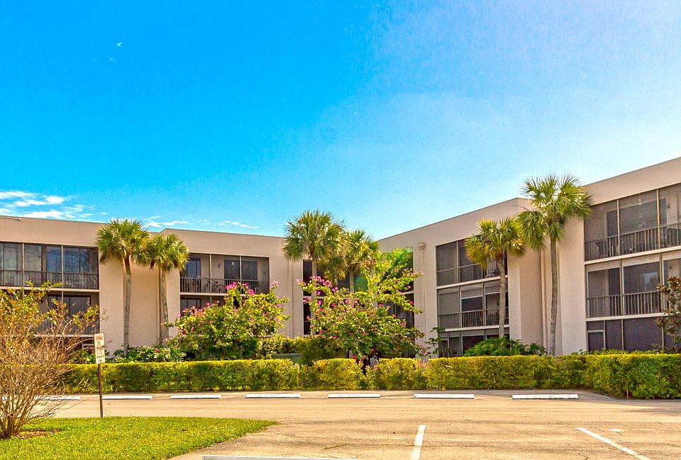 1st image of 5160 Las Verdes Cir APT 211