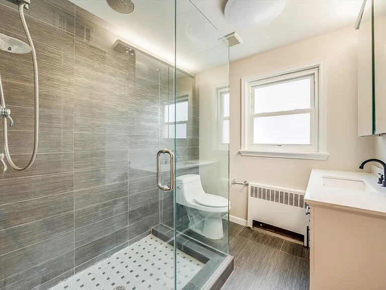 981 Johnson Pl — Photo 10