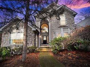 3 Divot Pl, Suffern, NY 10901