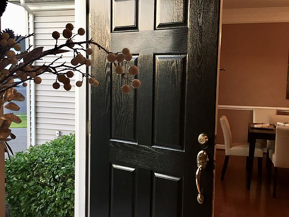 3rd image of 212 Princess Caroline Ct