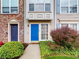 34 Howard Ct #34, Newark, NJ 07103