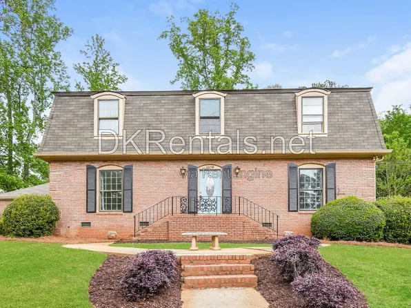 1176 Hampton Hall Dr, Atlanta, GA 30319