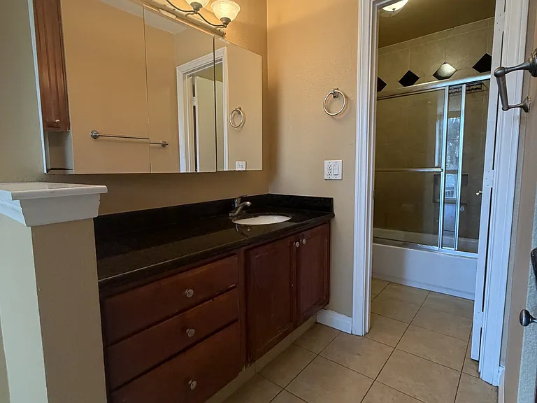4860 Rolando Ct #15 — Photo 10