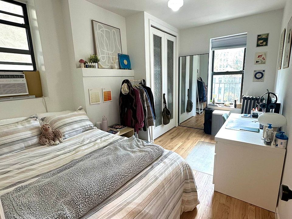 1st image of 324 W 47th St APT 4B