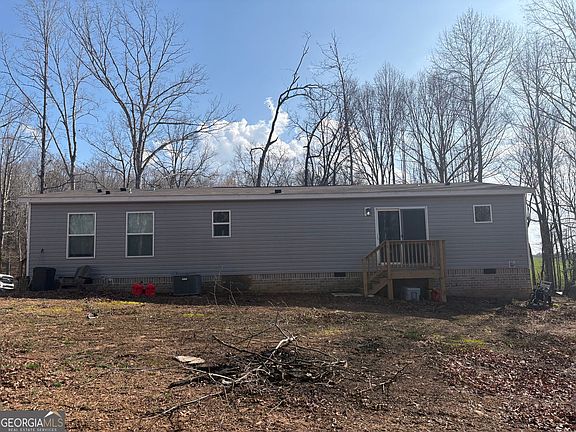 2nd image of 643 Old Ridge Rd