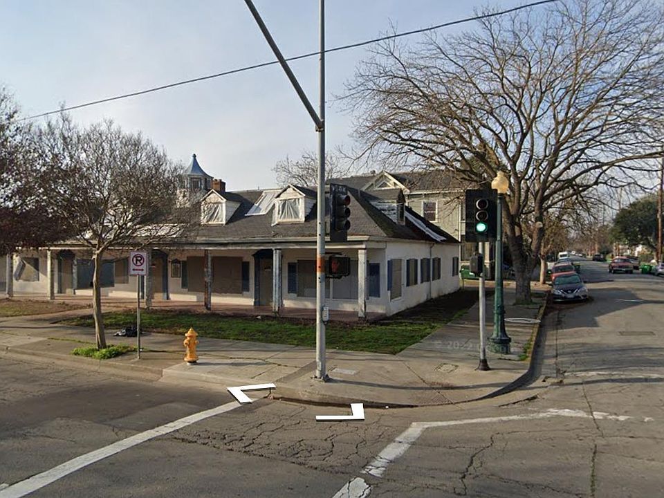 1st image of 1041 N California St