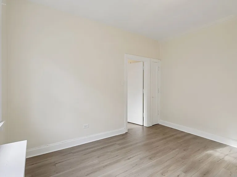 Bayard Manor Apartments — Photo 83
