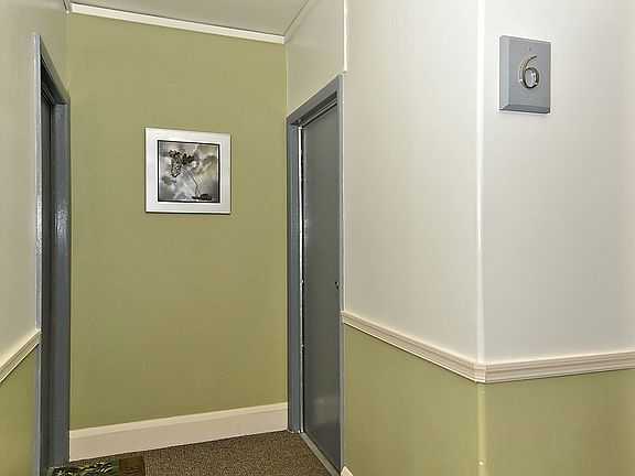 Entry to Apartment #6