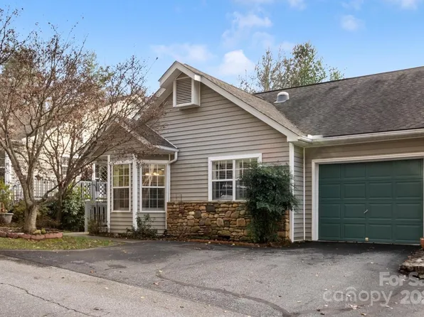 870 S Park Pl, Hendersonville, NC 28791