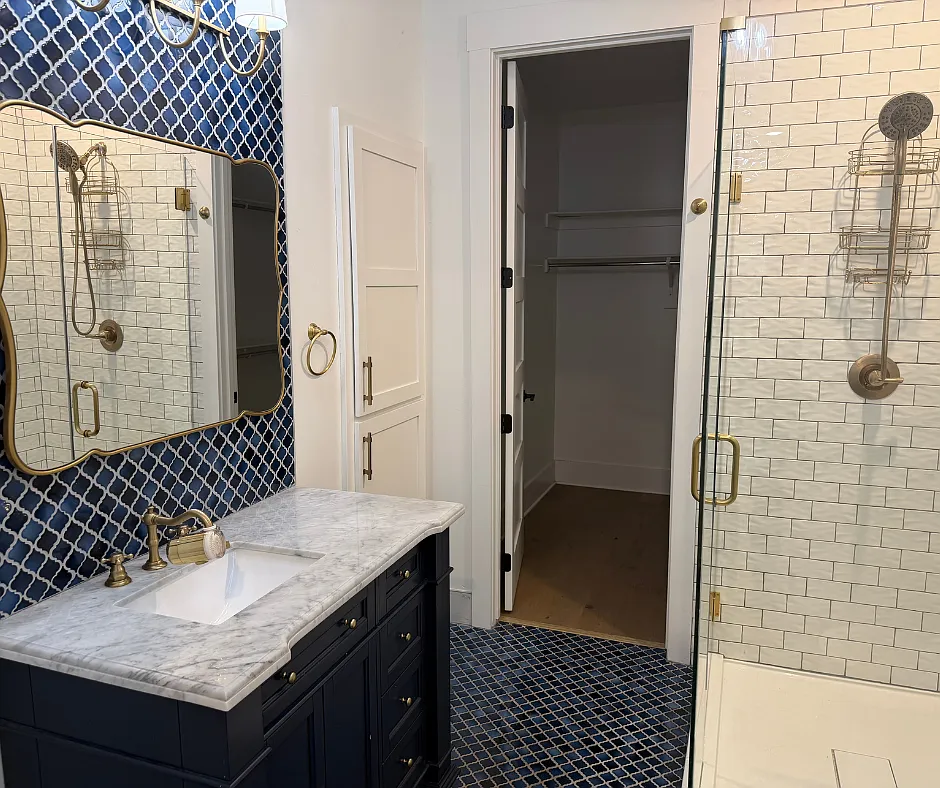 1813 N Garland Ave — Photo 3