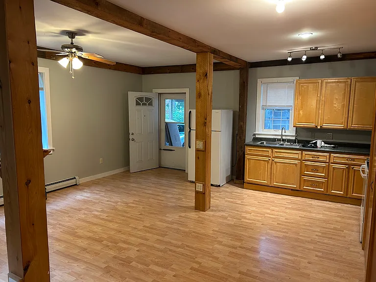 29 Grove St #5 — Photo 2