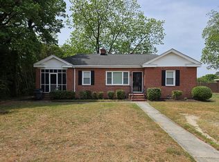 101 Red Point Dr, Smithfield, VA 23430
