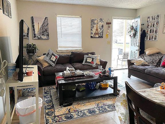 2nd image of 2206-2209 Norman Ave