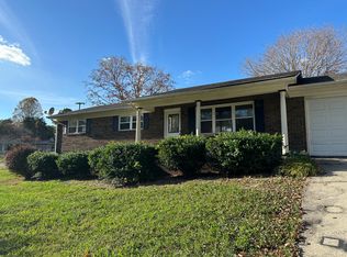 2203 Headrick Dr, Maryville, TN 37803