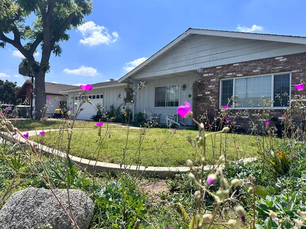 2607 W Country Avenue, Visalia, CA 93277