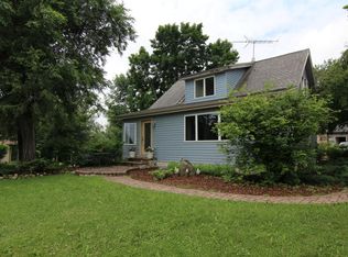 3175 Water St, Jackson, WI 53037