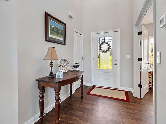 4th image of 159 Gleneagles Blvd