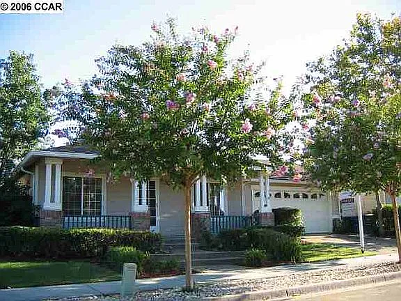 4532 Carnegie Ln photo 1