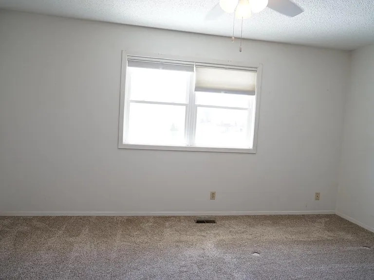 2347 Wildwood Pl — Photo 13