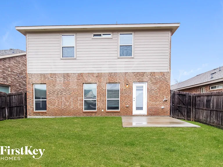 1309 Alder Tree Ln — Photo 15
