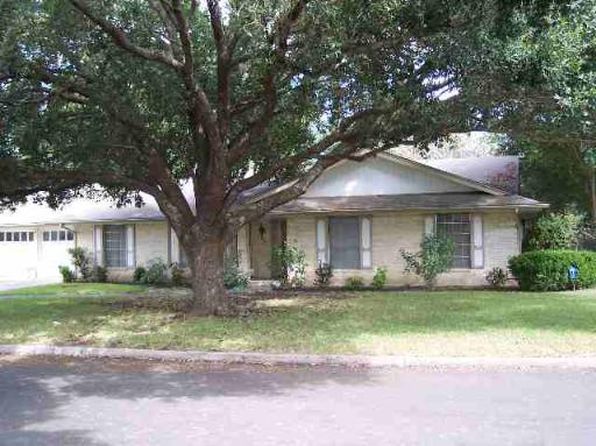 409 Fenwick Dr