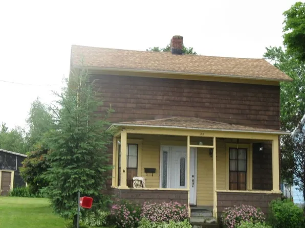 25 Bothel St, North East, PA 16428