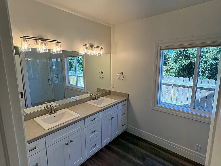 10435 Telegraph Master Bathroom vanity_07072026