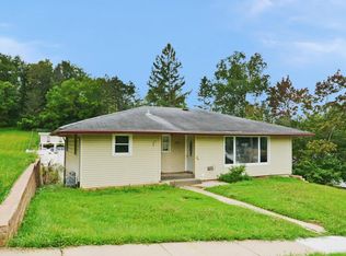 1416 Phelps St, Red Wing, MN 55066