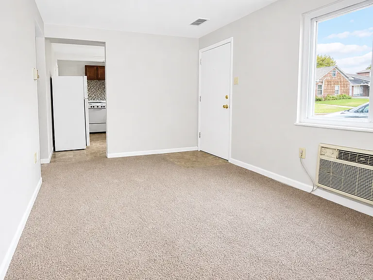 243 Moon Clinton Rd — Photo 4