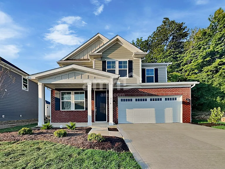 319 Pine Hill Ct — Photo 1