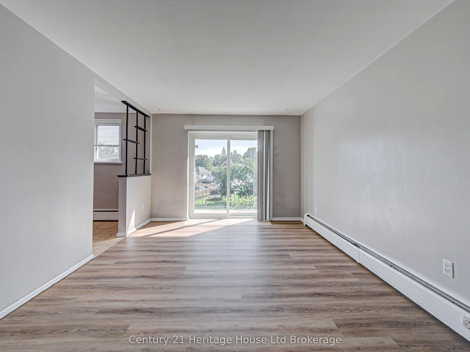 2 bed, $2,000 — Photo 4