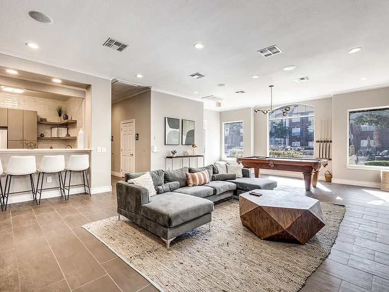 Oak Crest — Photo 20