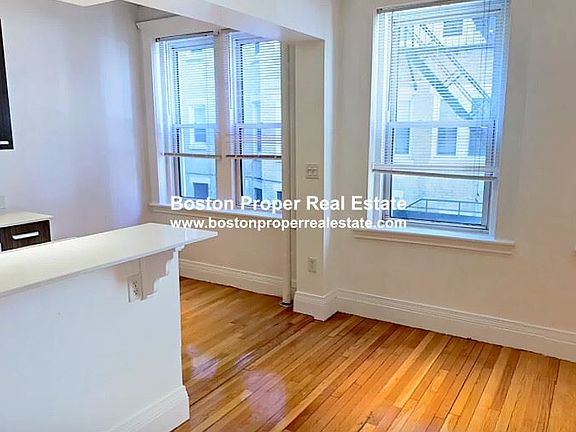 117 Park Dr. #5 Boston - Fenway Unit Photo 3