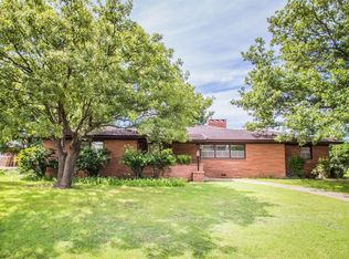 1402 Watts Ave, Ralls, TX 79357