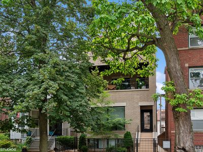 2121 W Addison St #3, Chicago, IL, 60618