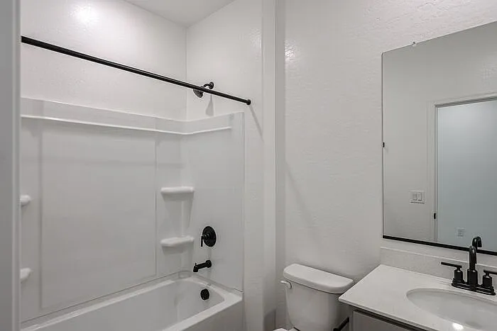 5633 W McNeil St — Photo 7