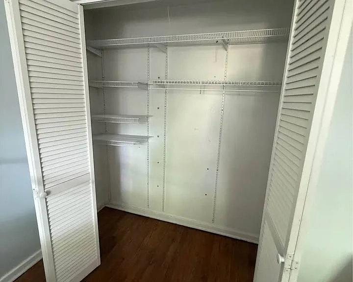 103 Raleigh Ct — Photo 9