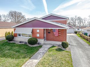 8929 S 50th Ave, Oak Lawn, IL 60453