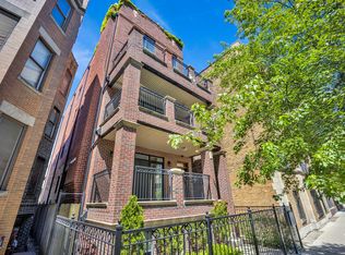 902 W Barry Ave #2, Chicago, IL 60657