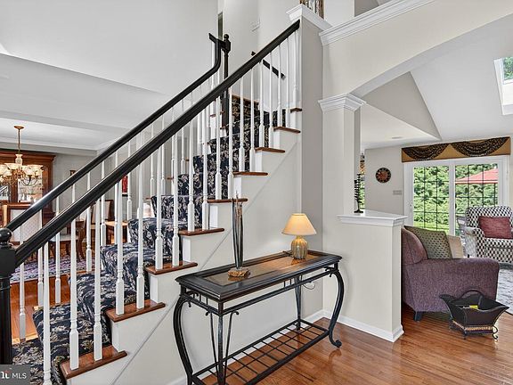 5th image of 1832 Fritz Ln