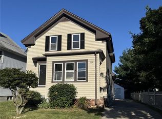 44 Walnut St, East Providence, RI 02914