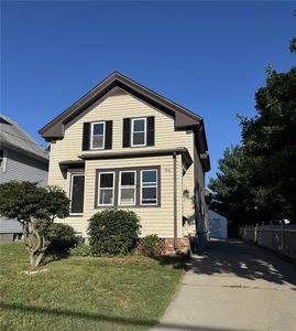 44 Walnut St, East Providence, RI, 02914