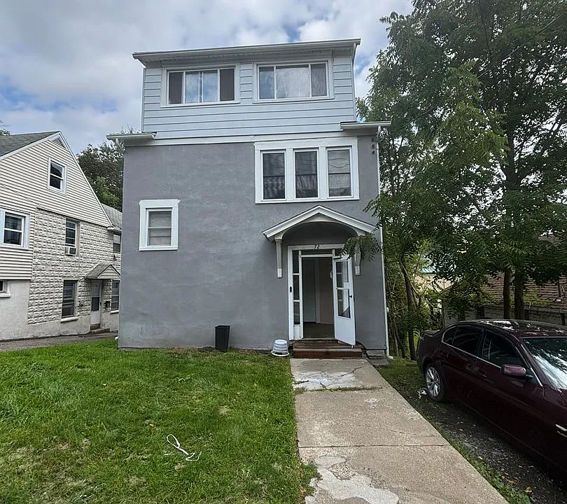 72 Virginia Ave