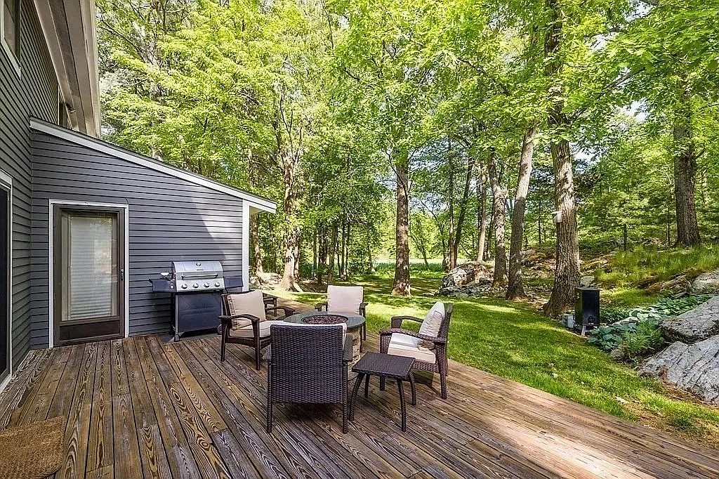 5 bed, 3.5 bath, 4010 sqft, $8,900 — Photo 4
