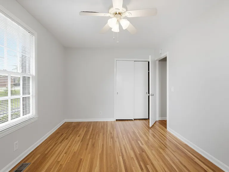 2614 Edge O Lake Dr — Photo 12