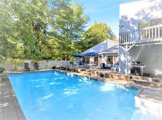 15 Deerfield E, East Quogue, NY 11942